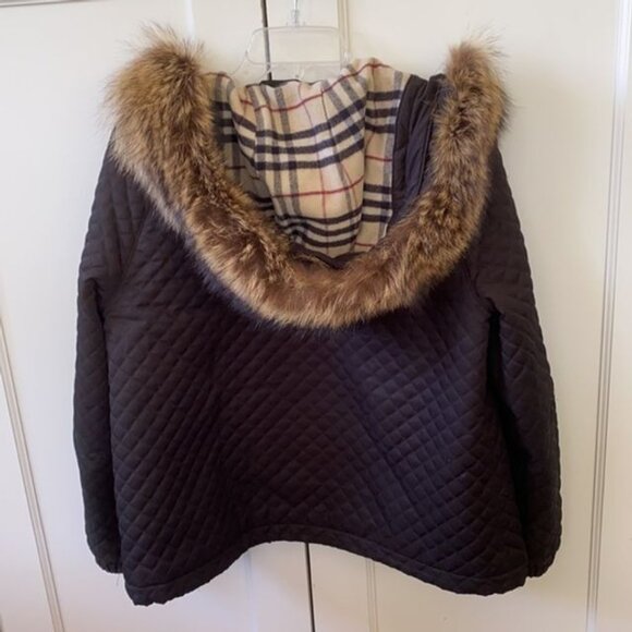 Burberry Vintage Quilted Jacket with Fur Hood - Picture 3 of 3